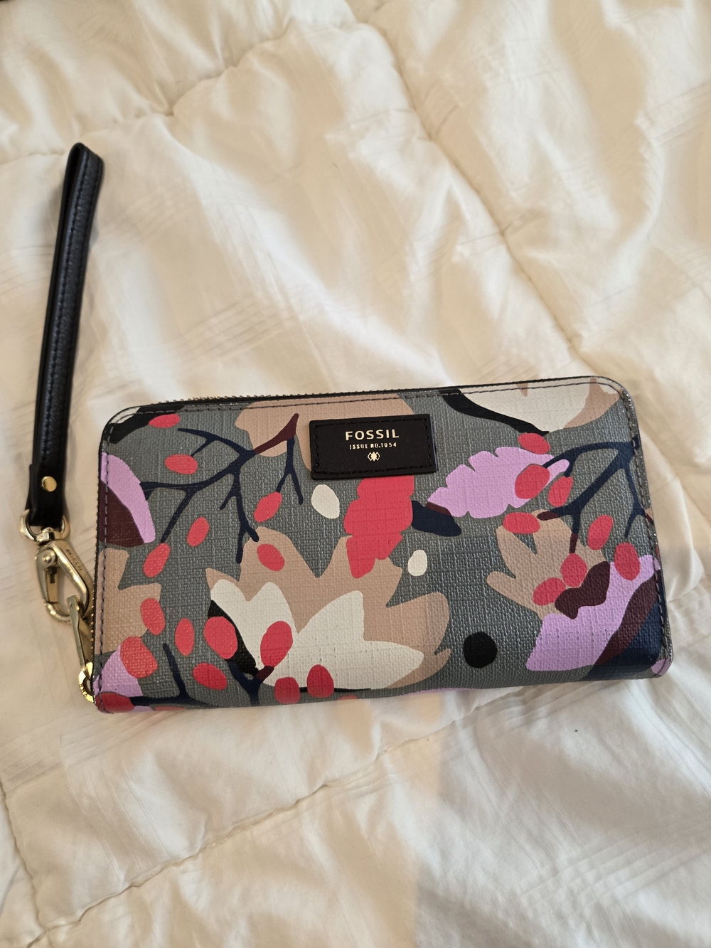 Fossil Floral Zip Wallet in Gray, Pink and Red
